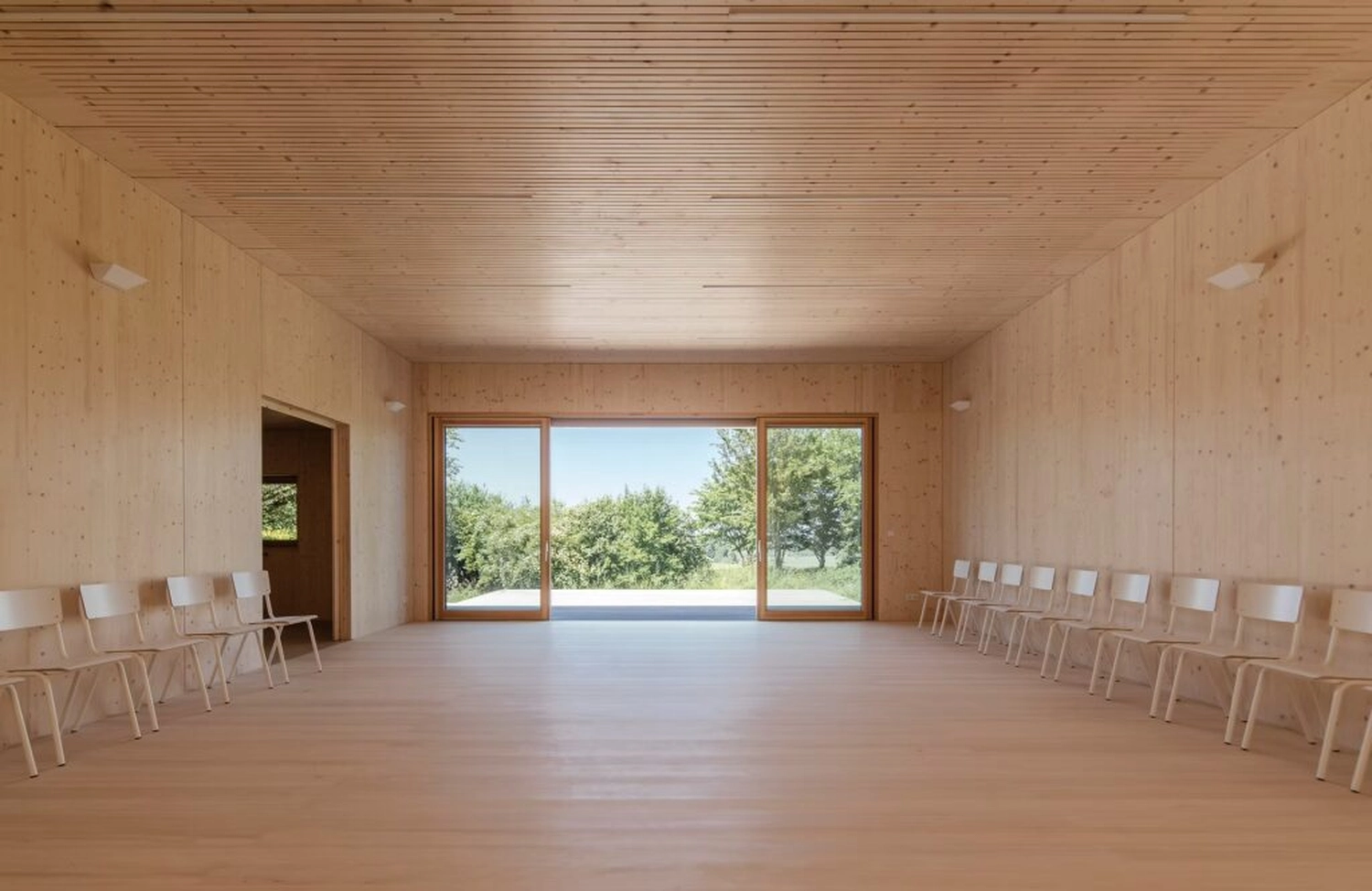 Free Soul Yoga – Yogapraxis – Yogastudio aus Holz